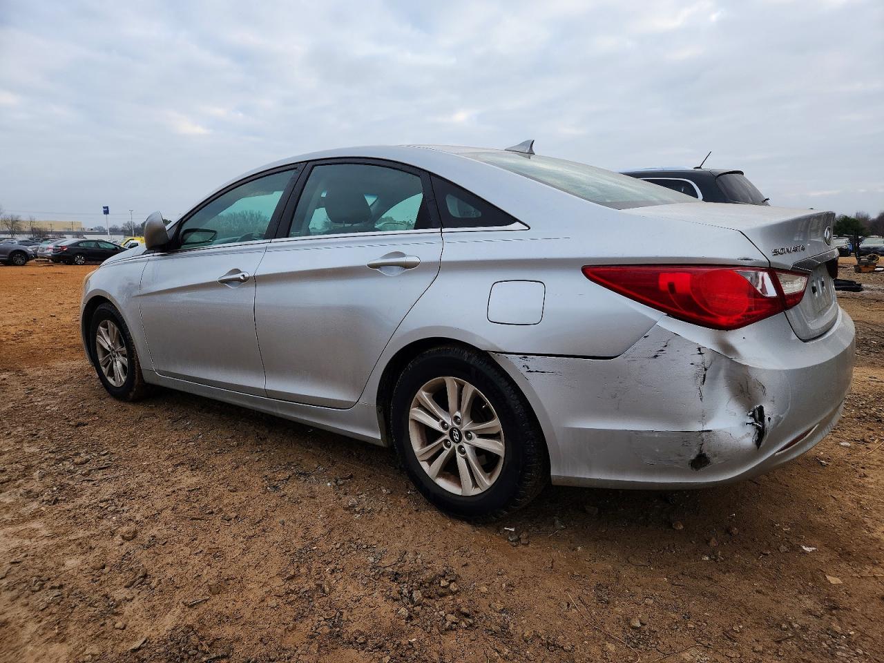 2013 HYUNDAI SONATA GLS photo 2