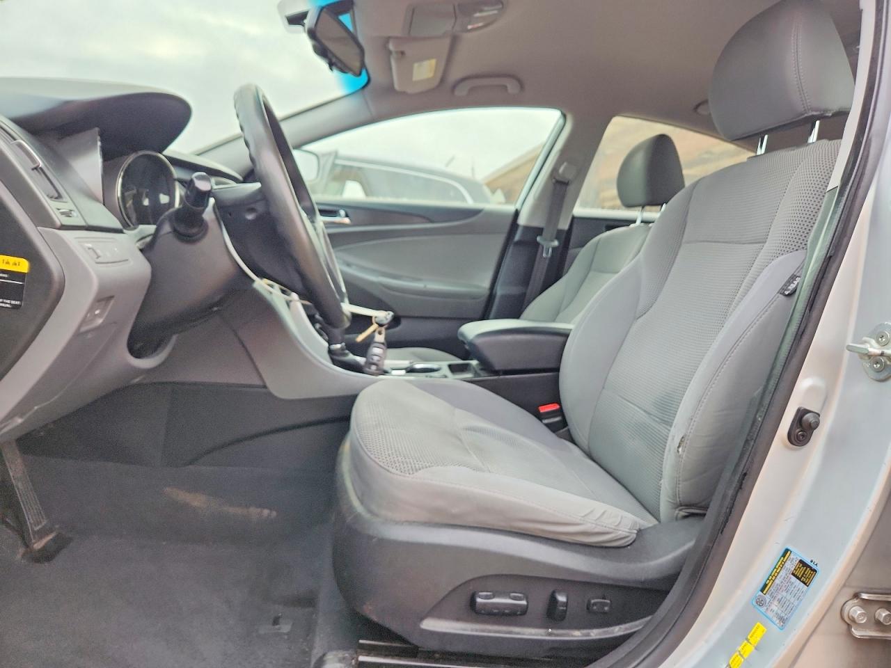 2013 HYUNDAI SONATA GLS photo 7