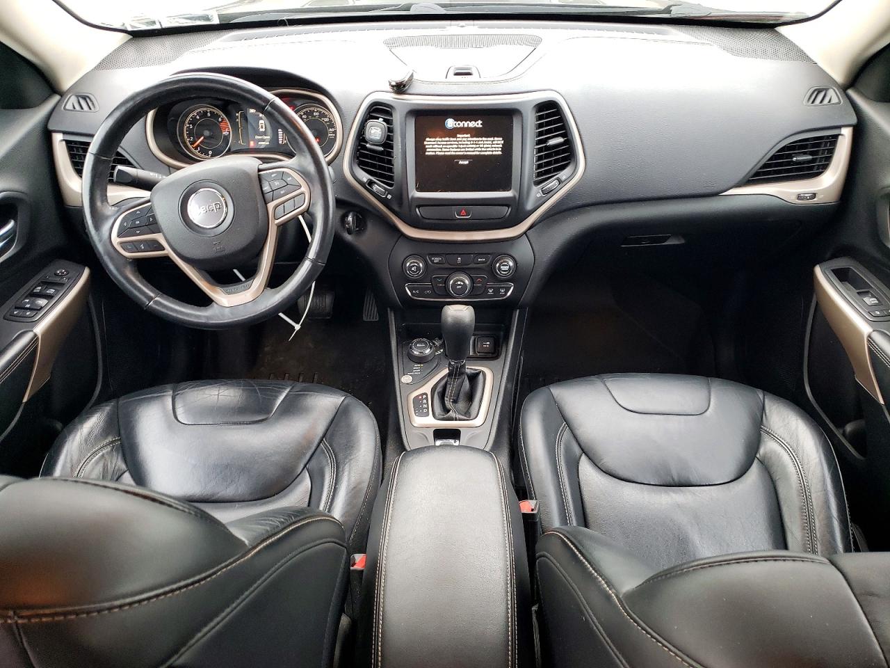 2017 JEEP CHEROKEE LATITUDE photo 8