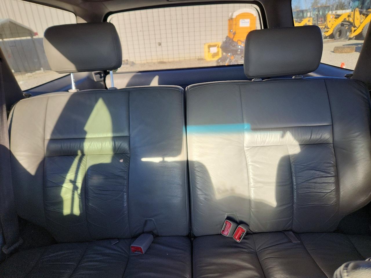 2001 TOYOTA 4RUNNER SR5 photo 10