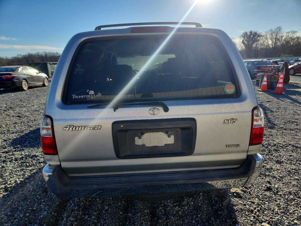 2001 TOYOTA 4RUNNER SR5 photo 6
