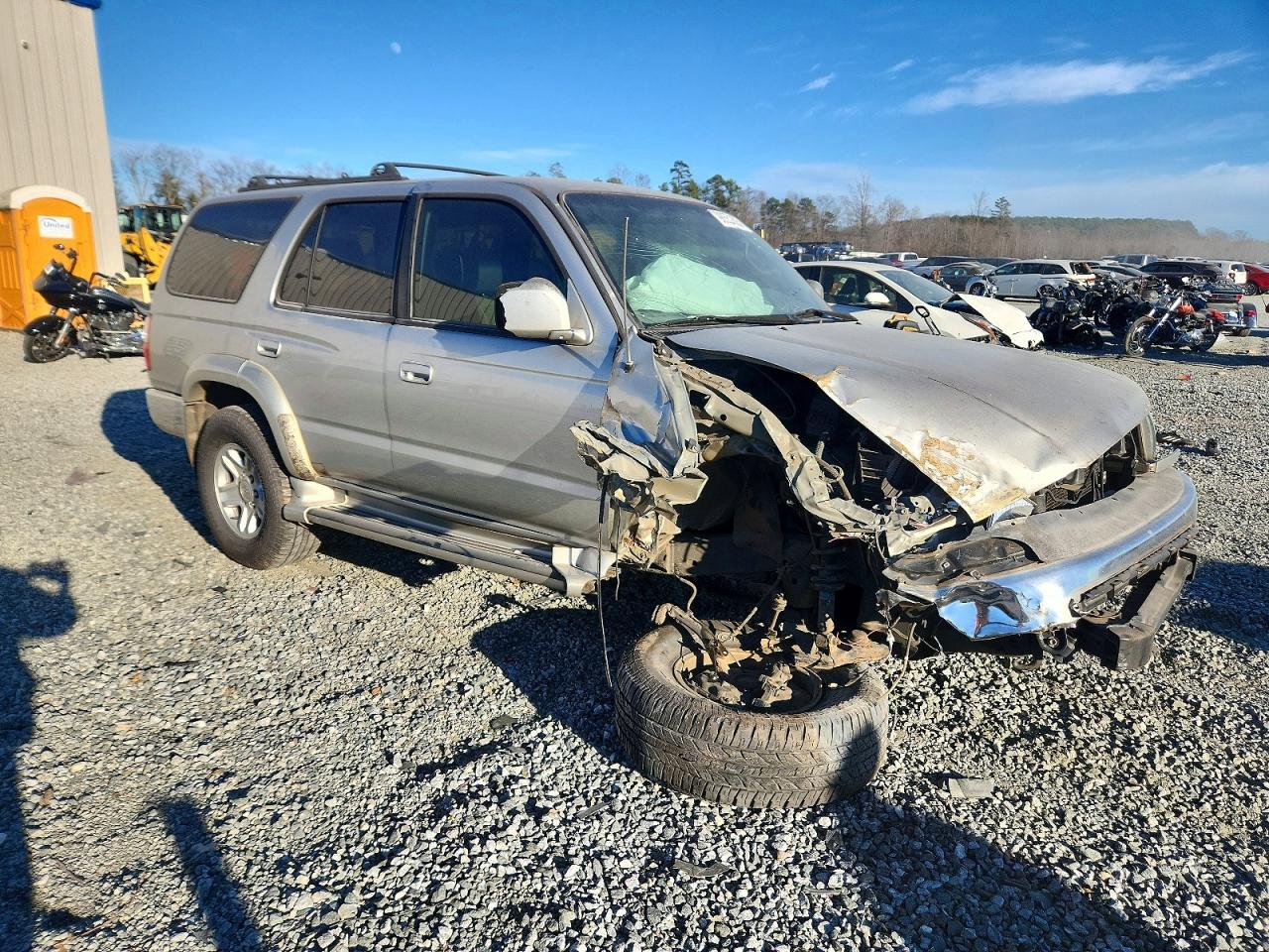 2001 TOYOTA 4RUNNER SR5 photo 4