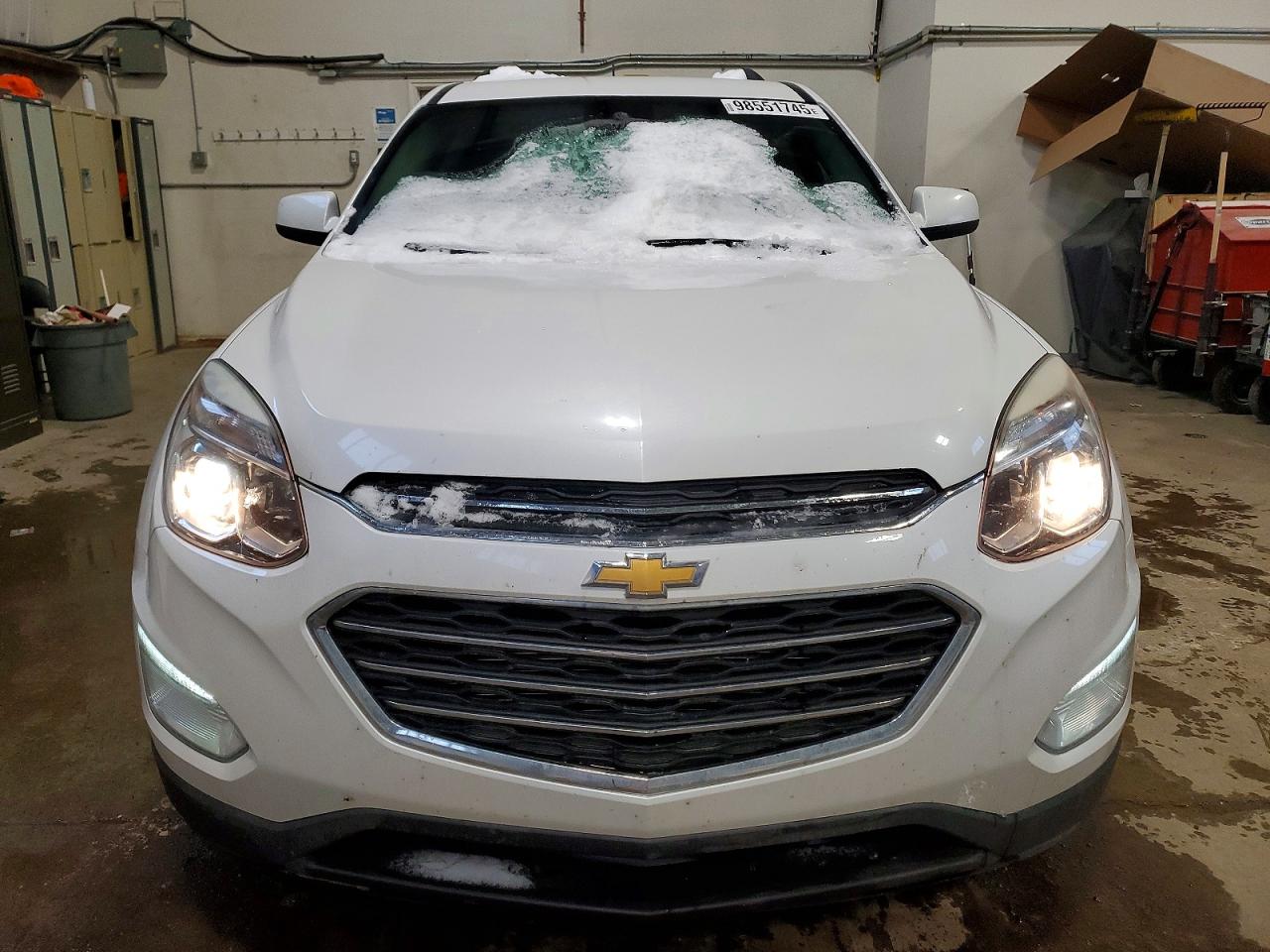 2017 CHEVROLET EQUINOX LT photo 5