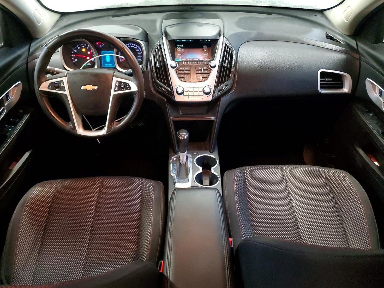 2017 CHEVROLET EQUINOX LT photo 8