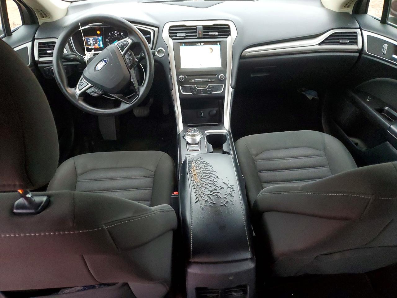 2017 FORD FUSION SE HYBRID photo 8