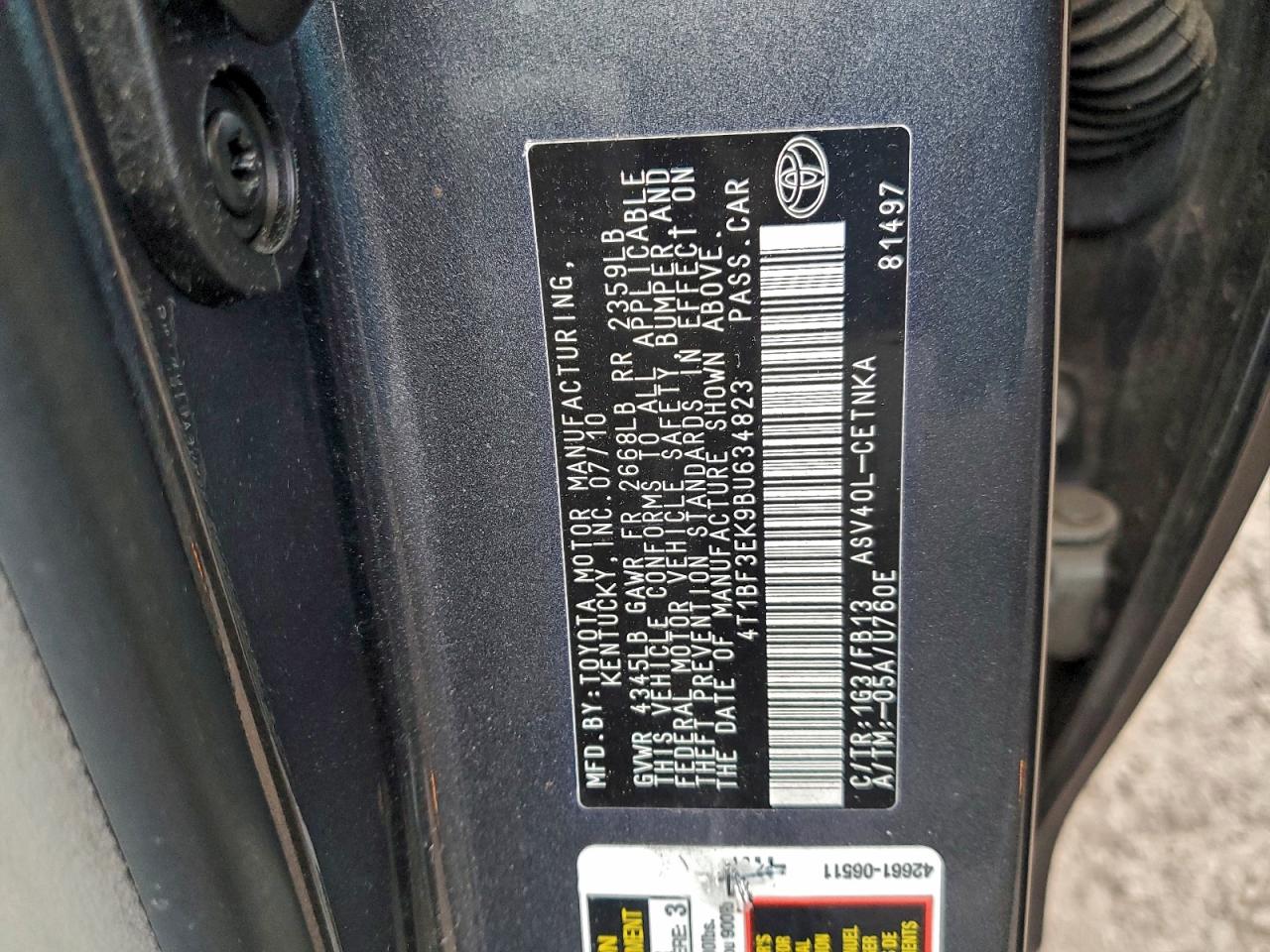 2011 TOYOTA CAMRY BASE photo 12