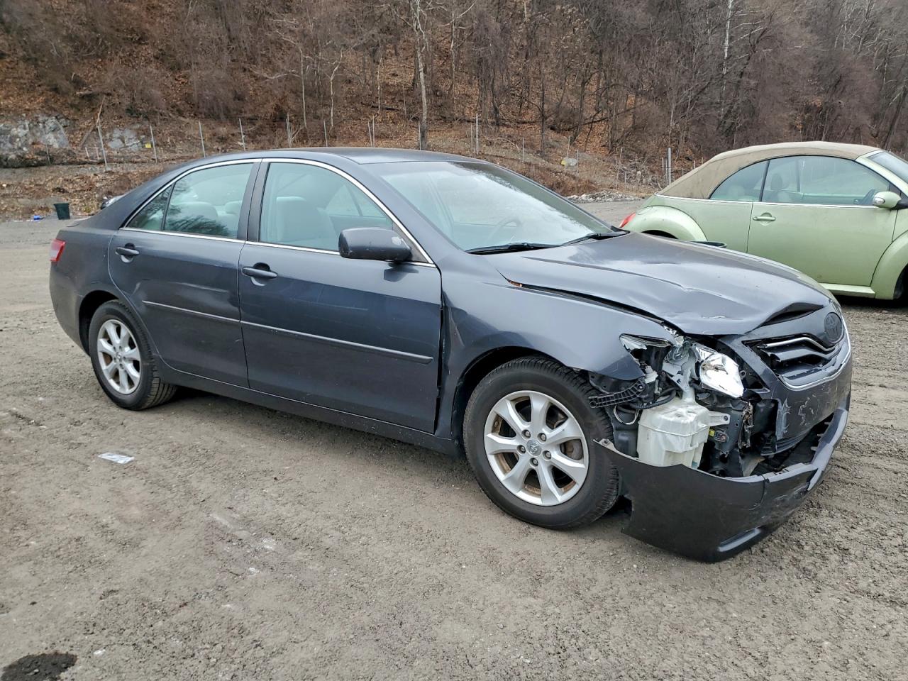 2011 TOYOTA CAMRY BASE photo 4