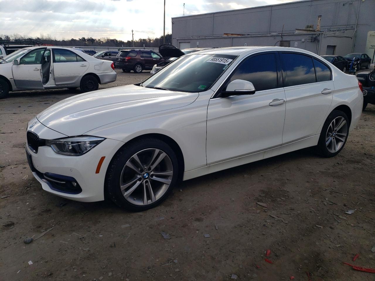 2017 BMW 330