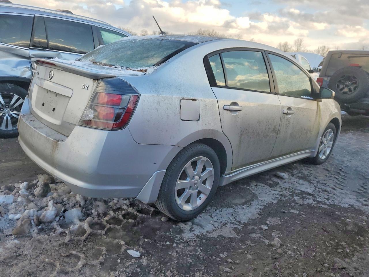 2010 NISSAN SENTRA 2.0 photo 3