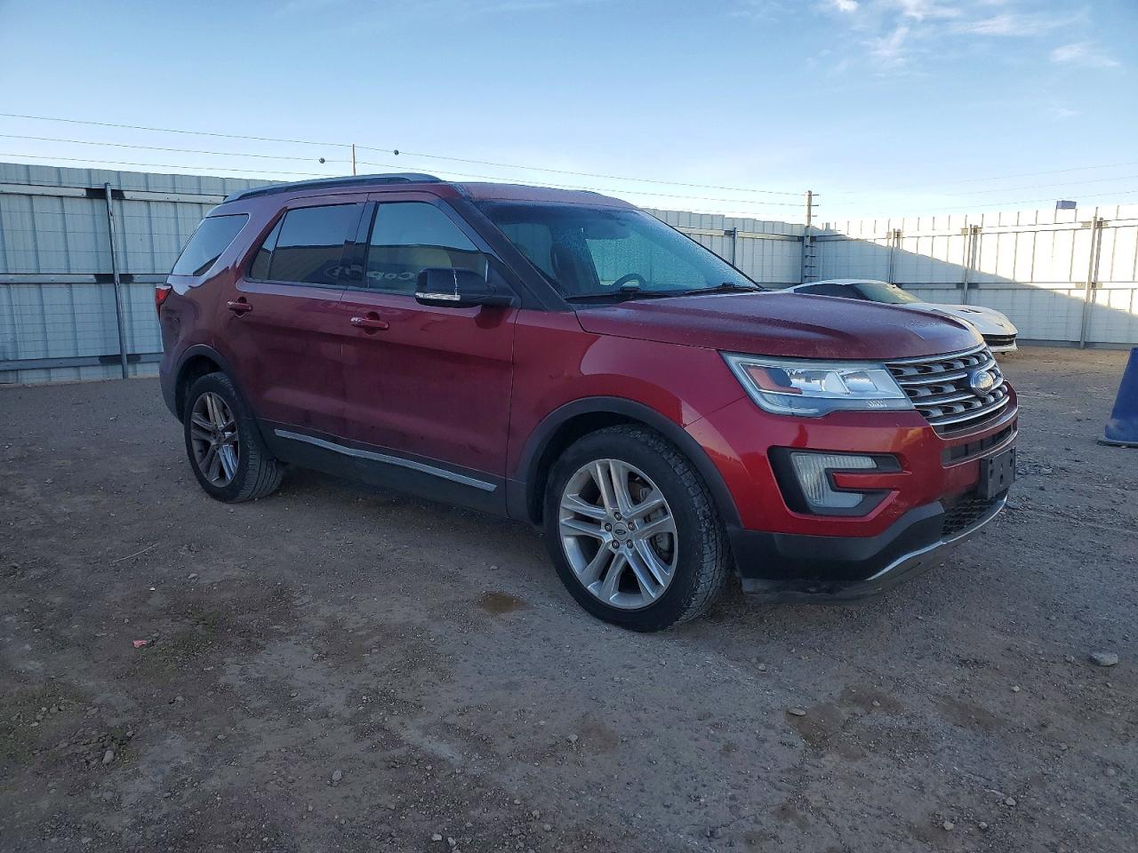 2017 FORD EXPLORER XLT photo 7