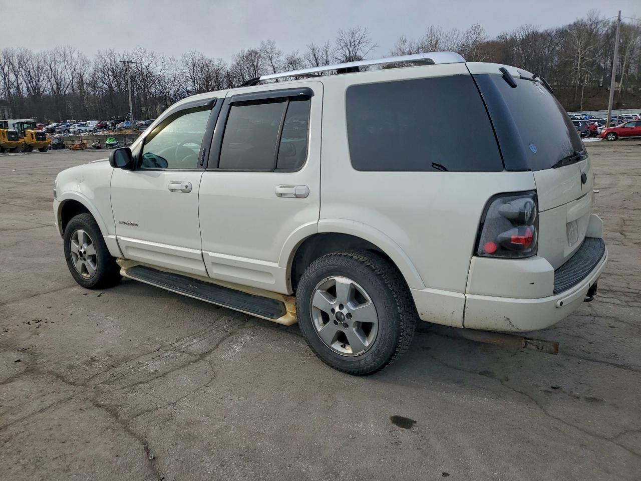 2004 FORD EXPLORER LIMITED photo 4