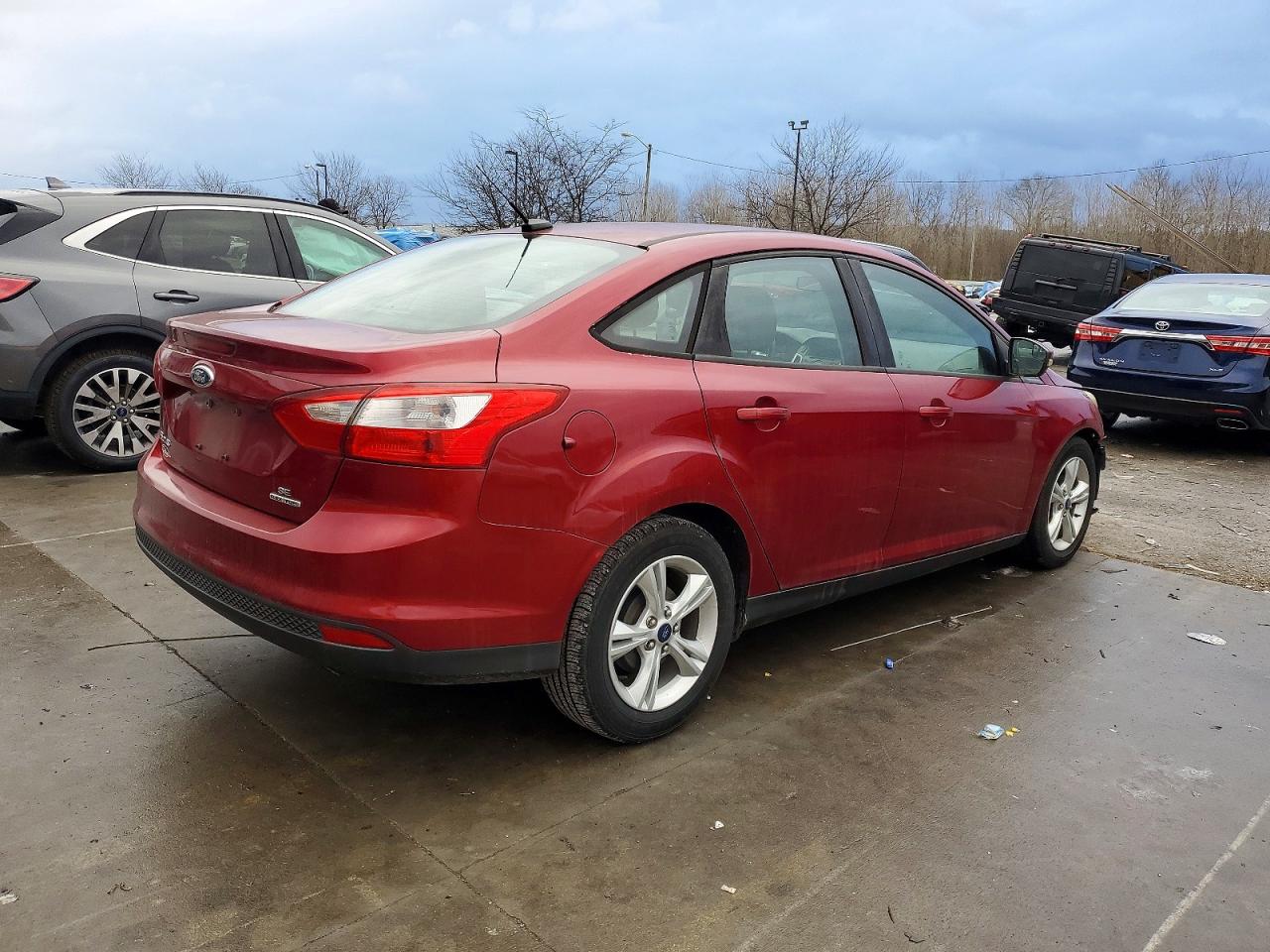 2013 FORD FOCUS SE photo 3