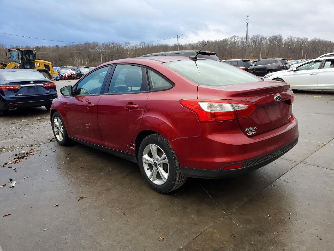 2013 FORD FOCUS SE photo 2