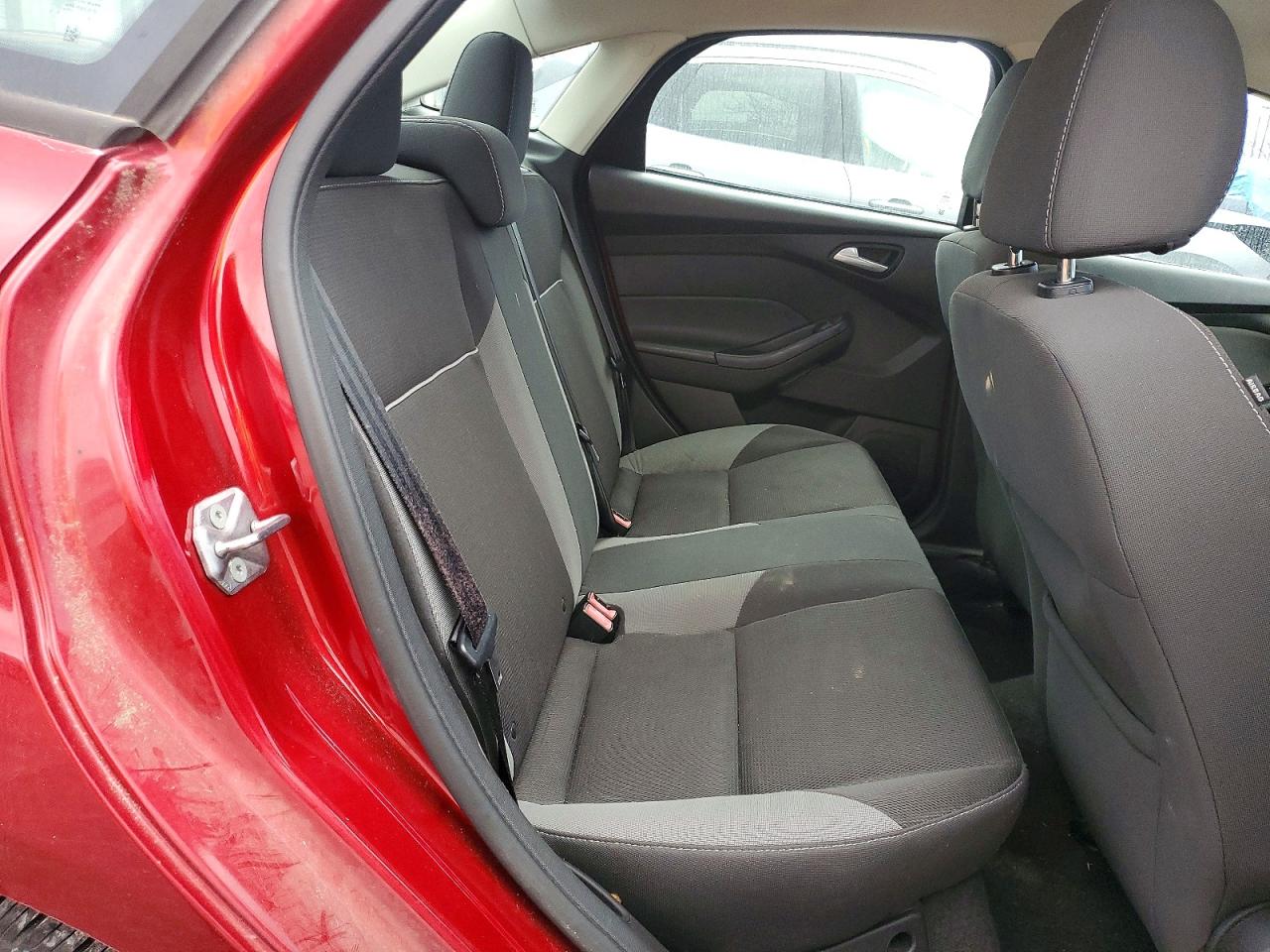 2013 FORD FOCUS SE photo 10