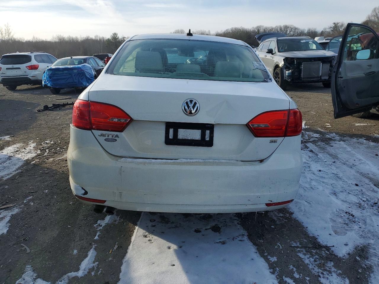 2014 VOLKSWAGEN JETTA SE photo 11