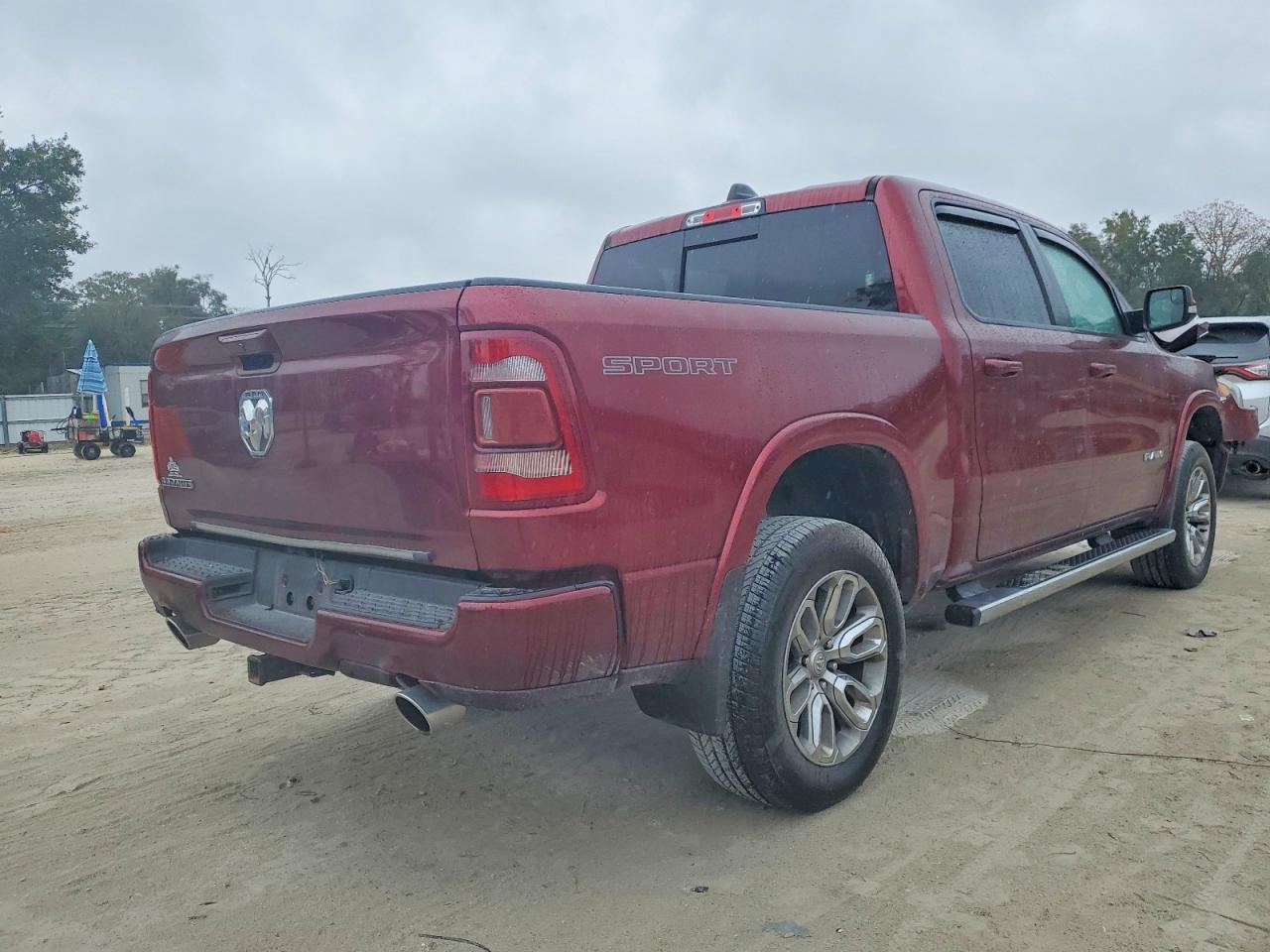 2021 RAM 1500 LARAMIE photo 3