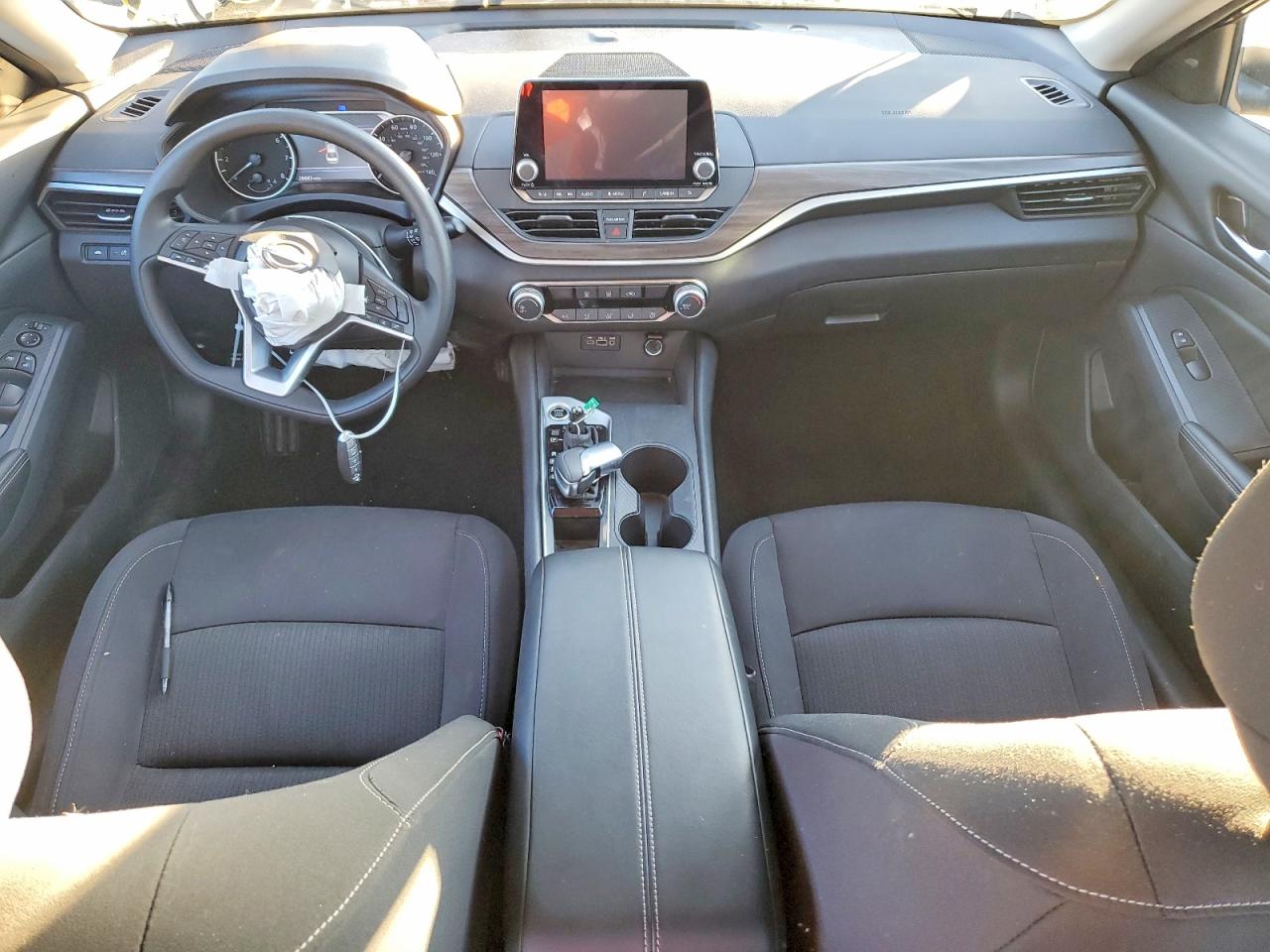 2025 NISSAN ALTIMA SV photo 8