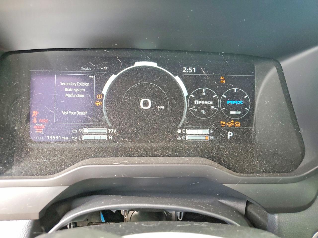 2024 TOYOTA SEQUOIA SR5 photo 9