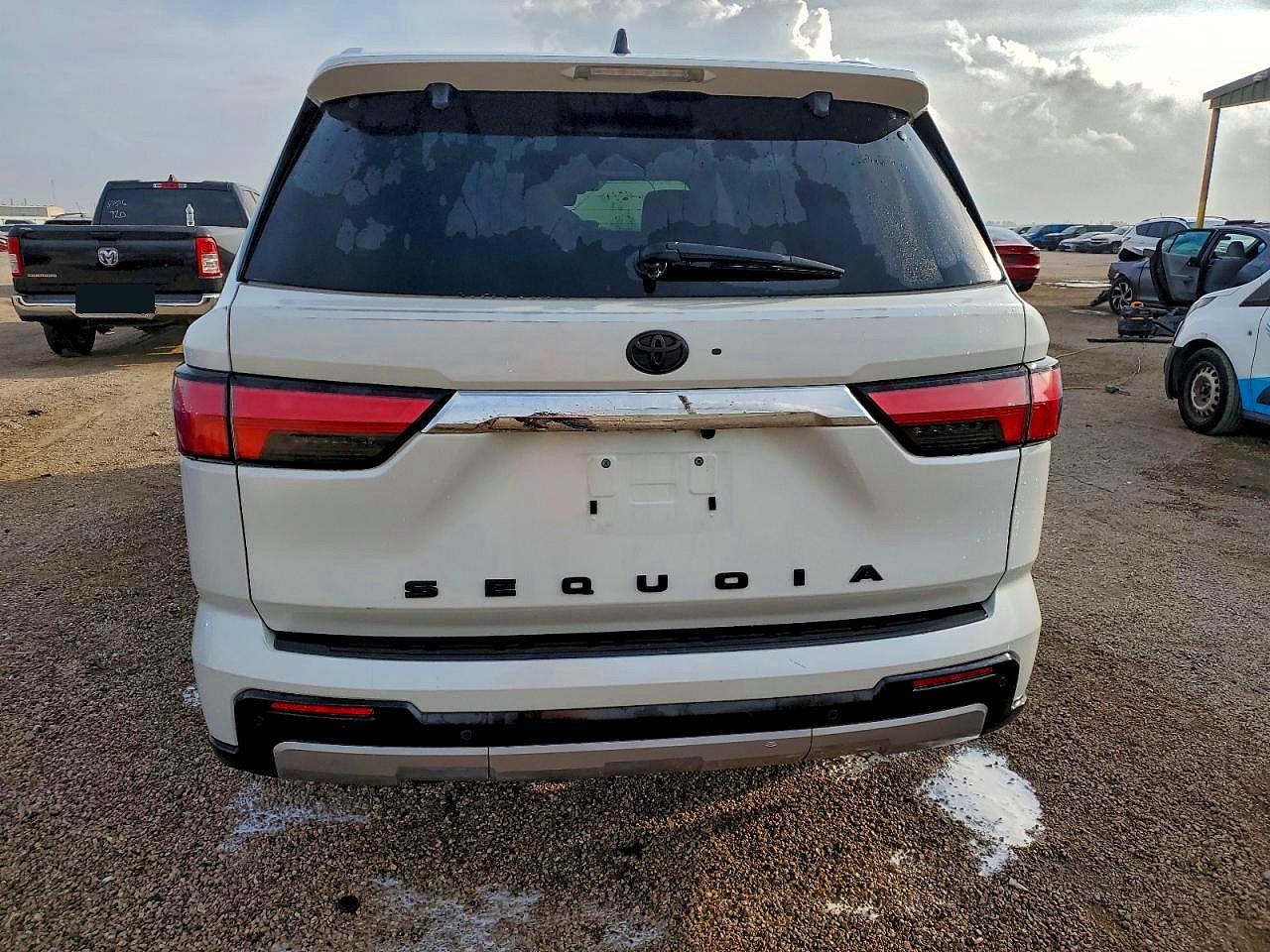 2024 TOYOTA SEQUOIA SR5 photo 6
