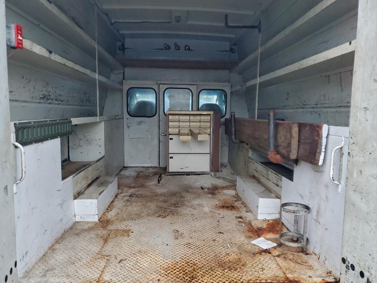 2004 FORD E350 UTILITY / SERVICE TRUCK photo 10