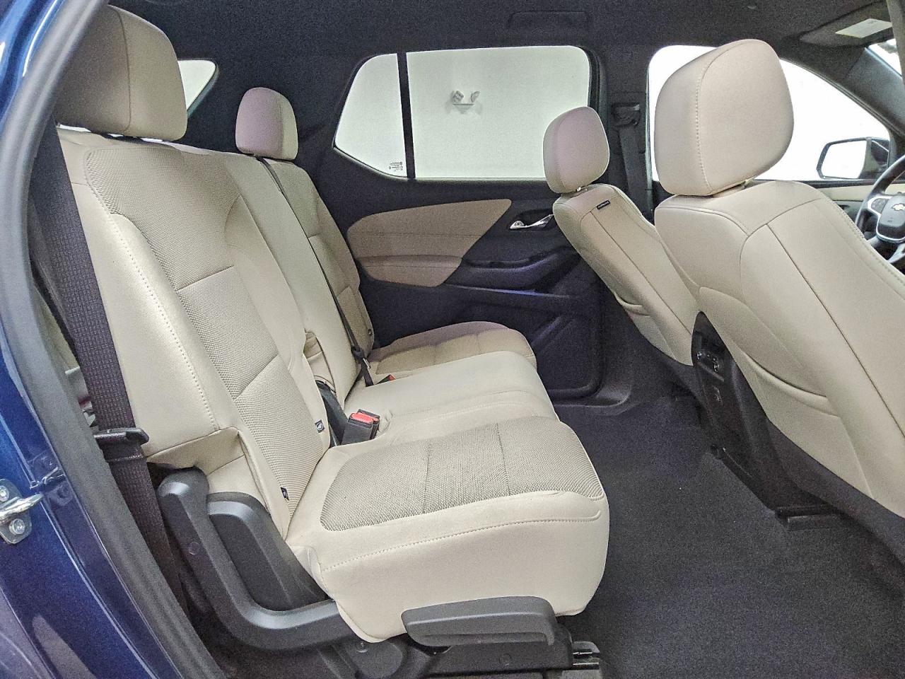 2023 CHEVROLET TRAVERSE LS photo 11