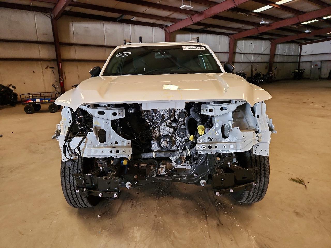 2025 TOYOTA TACOMA XTRACAB photo 5