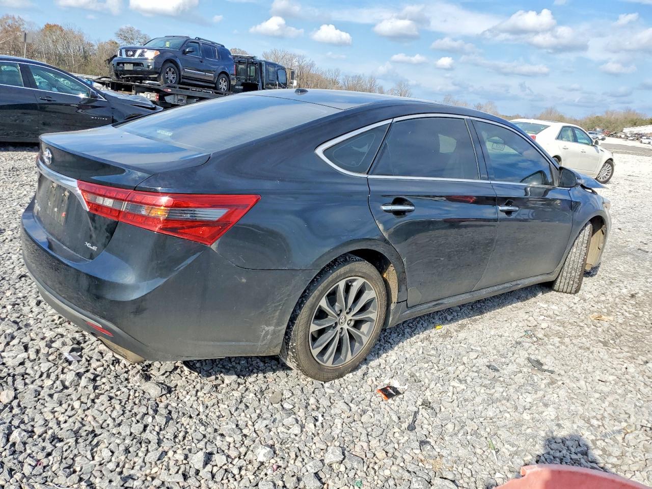 2016 TOYOTA AVALON XLE photo 5