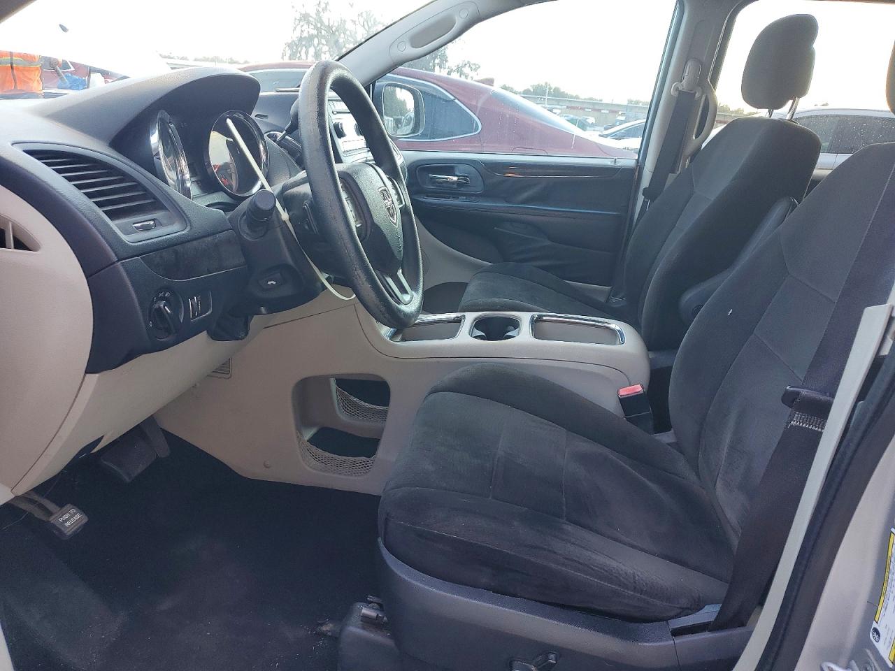 2012 DODGE GRAND CARAVAN SXT photo 7