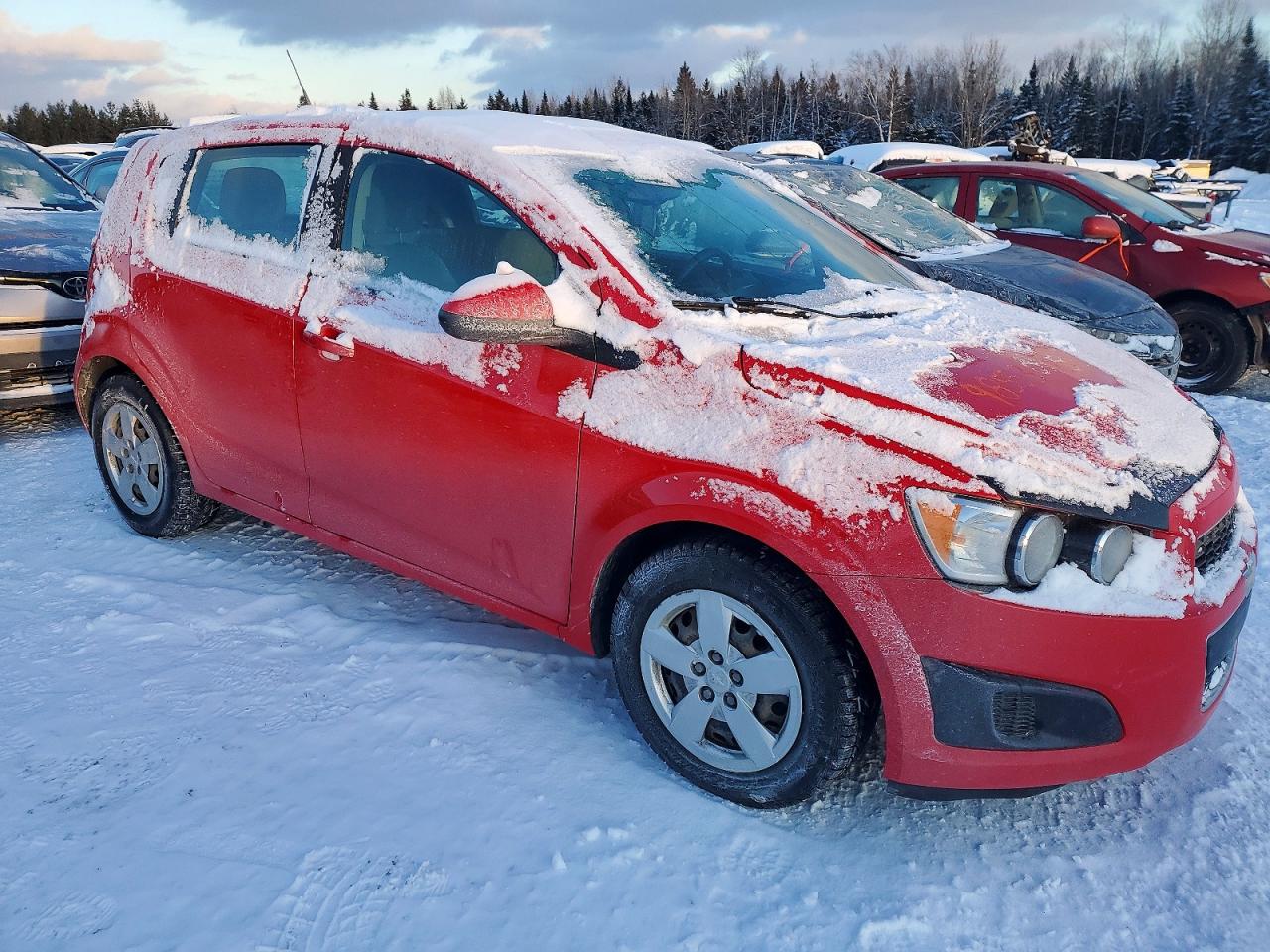 2014 CHEVROLET SONIC LS photo 4
