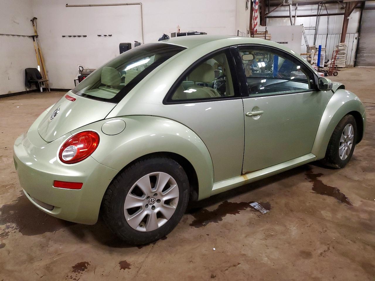 2008 VOLKSWAGEN NEW BEETLE S photo 3