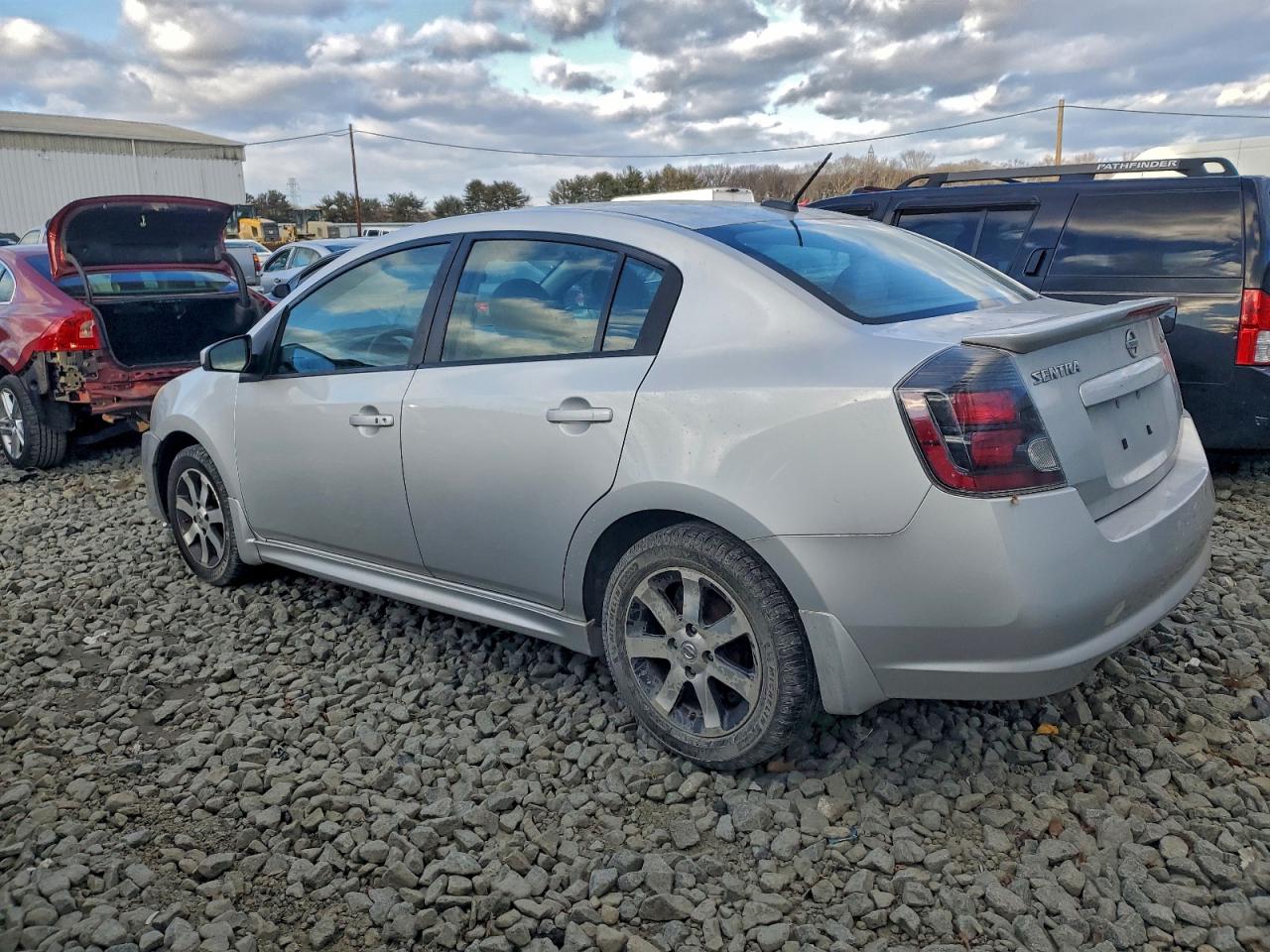 2012 NISSAN SENTRA 2.0 photo 2