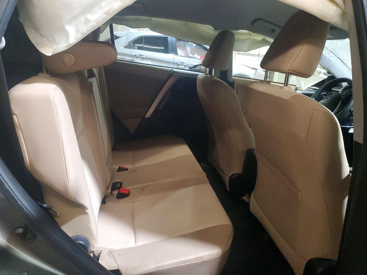 2013 TOYOTA RAV4 LE photo 10