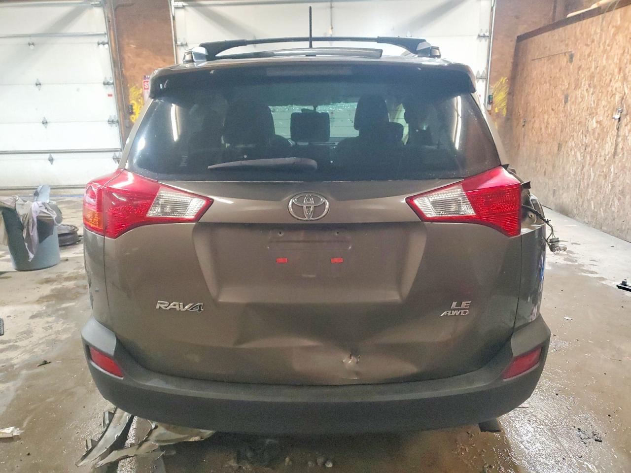 2013 TOYOTA RAV4 LE photo 6