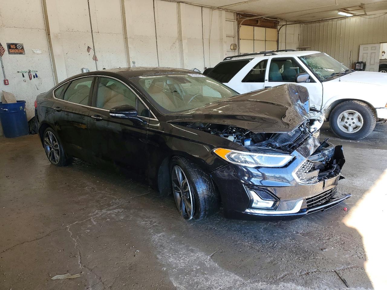 2020 FORD FUSION TITANIUM photo 4