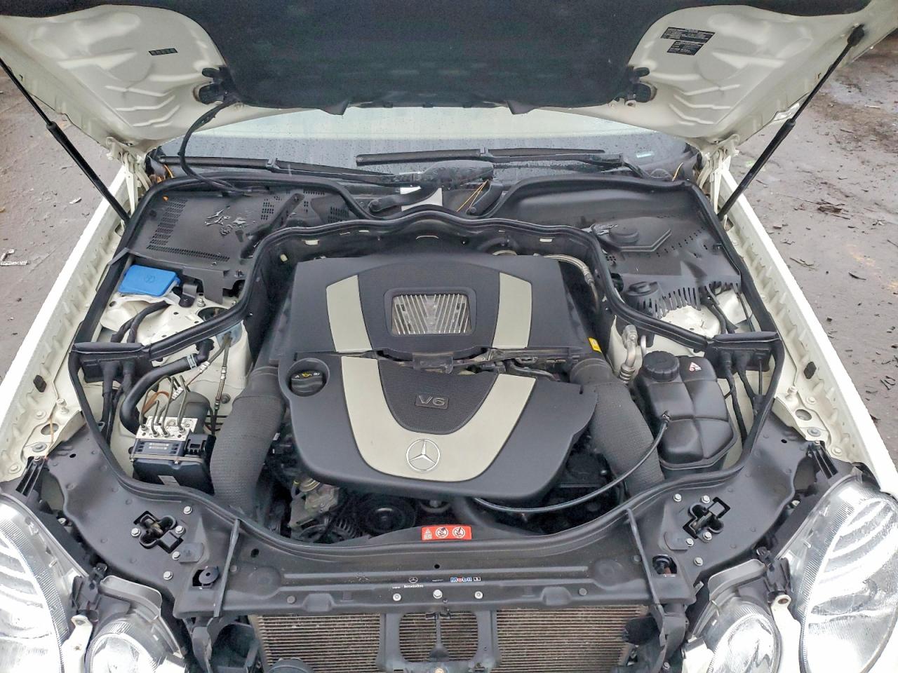 2009 MERCEDES-BENZ E 350 photo 11