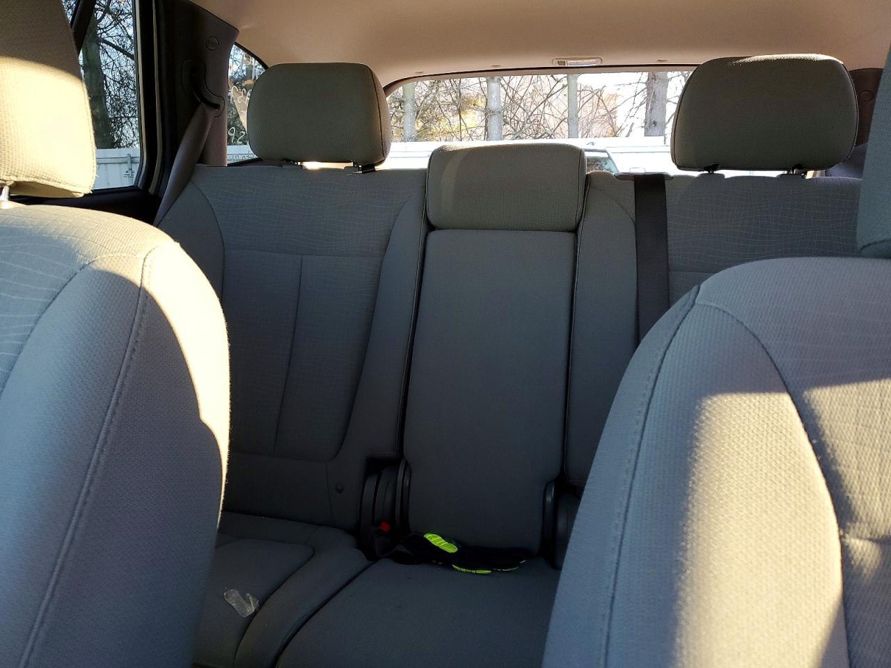 2012 HYUNDAI SANTA FE GLS photo 10