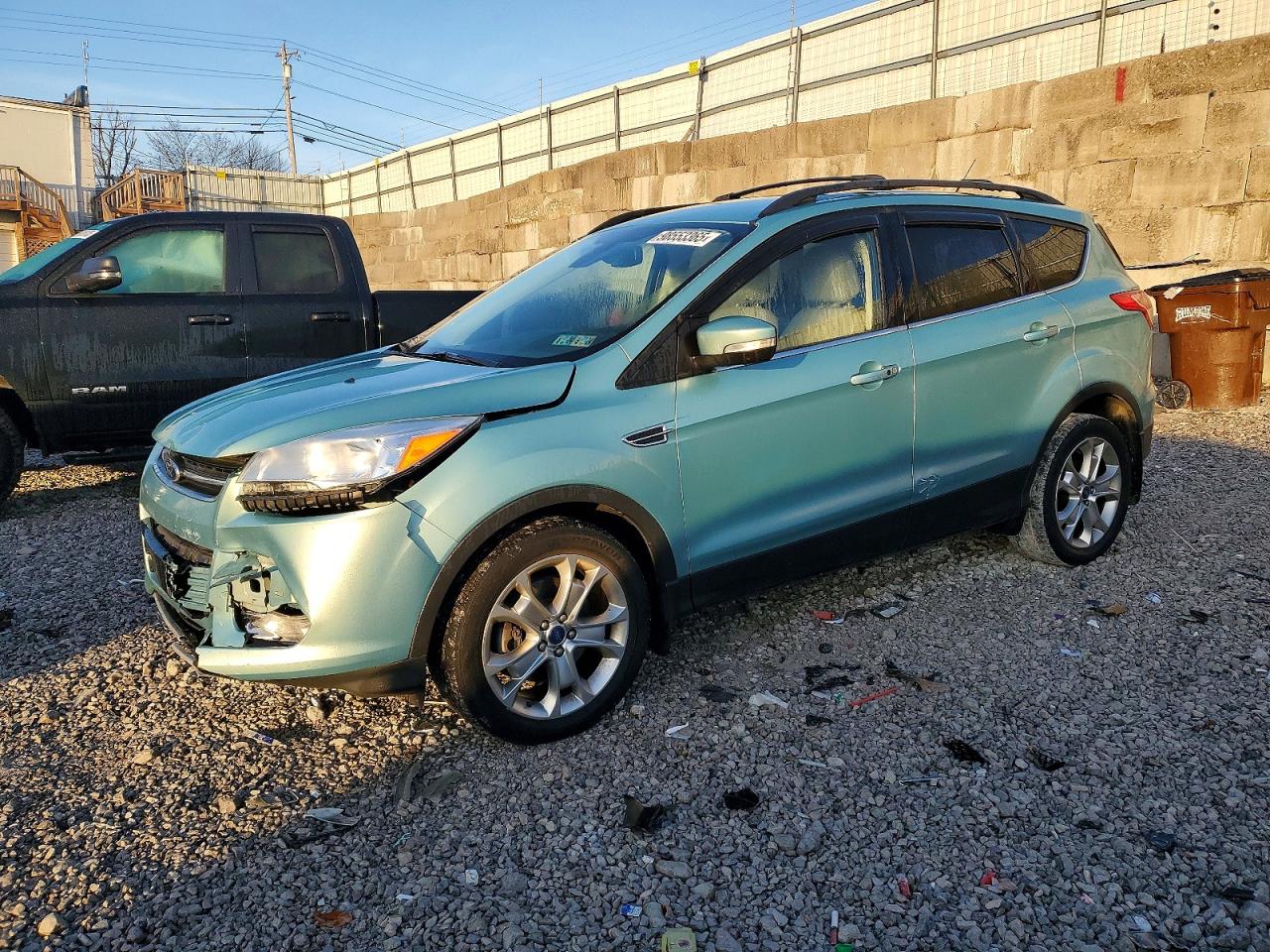 2013 FORD ESCAPE