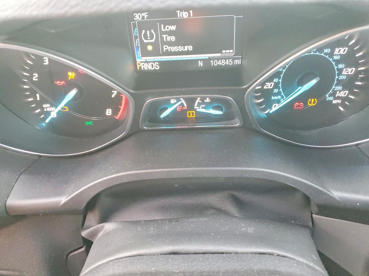 2016 FORD ESCAPE SE photo 9