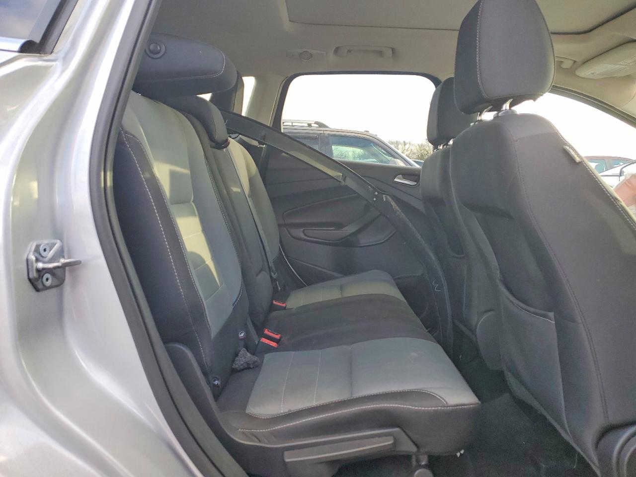 2016 FORD ESCAPE SE photo 11