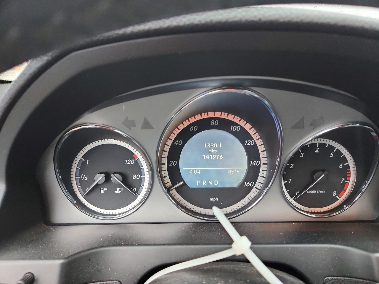 2011 MERCEDES-BENZ C 300 photo 25