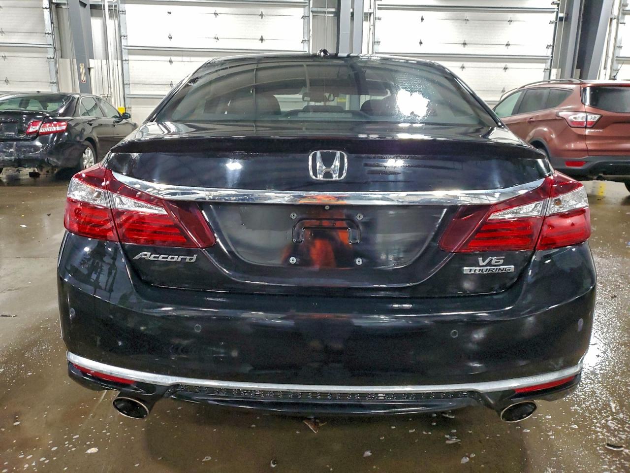 2017 HONDA ACCORD TOURING photo 6