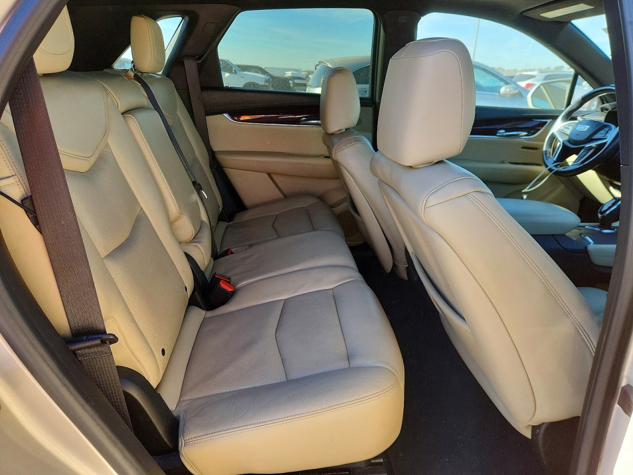 2017 CADILLAC XT5 LUXURY photo 19