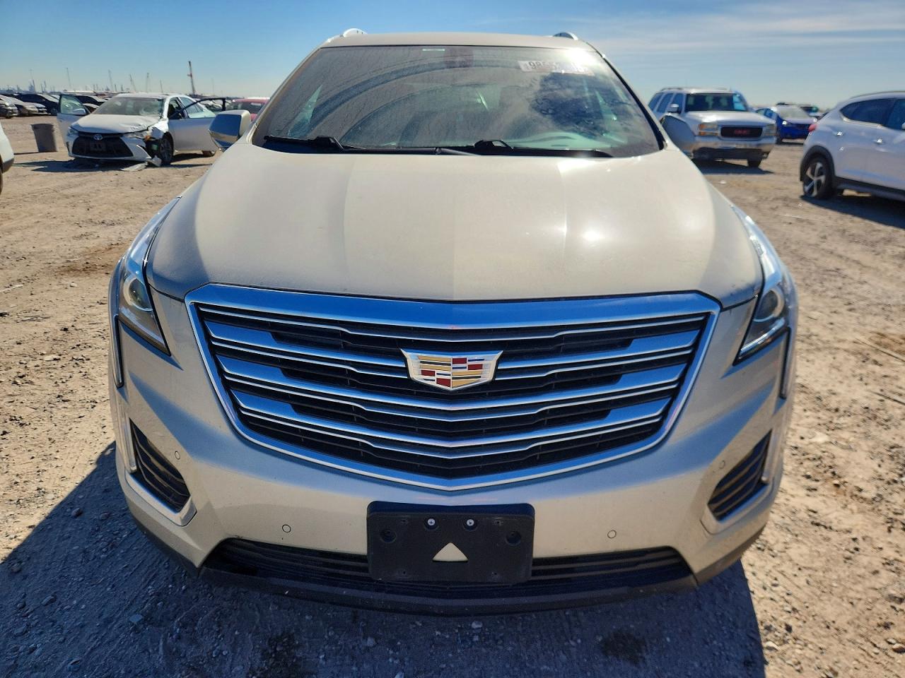 2017 CADILLAC XT5 LUXURY photo 9
