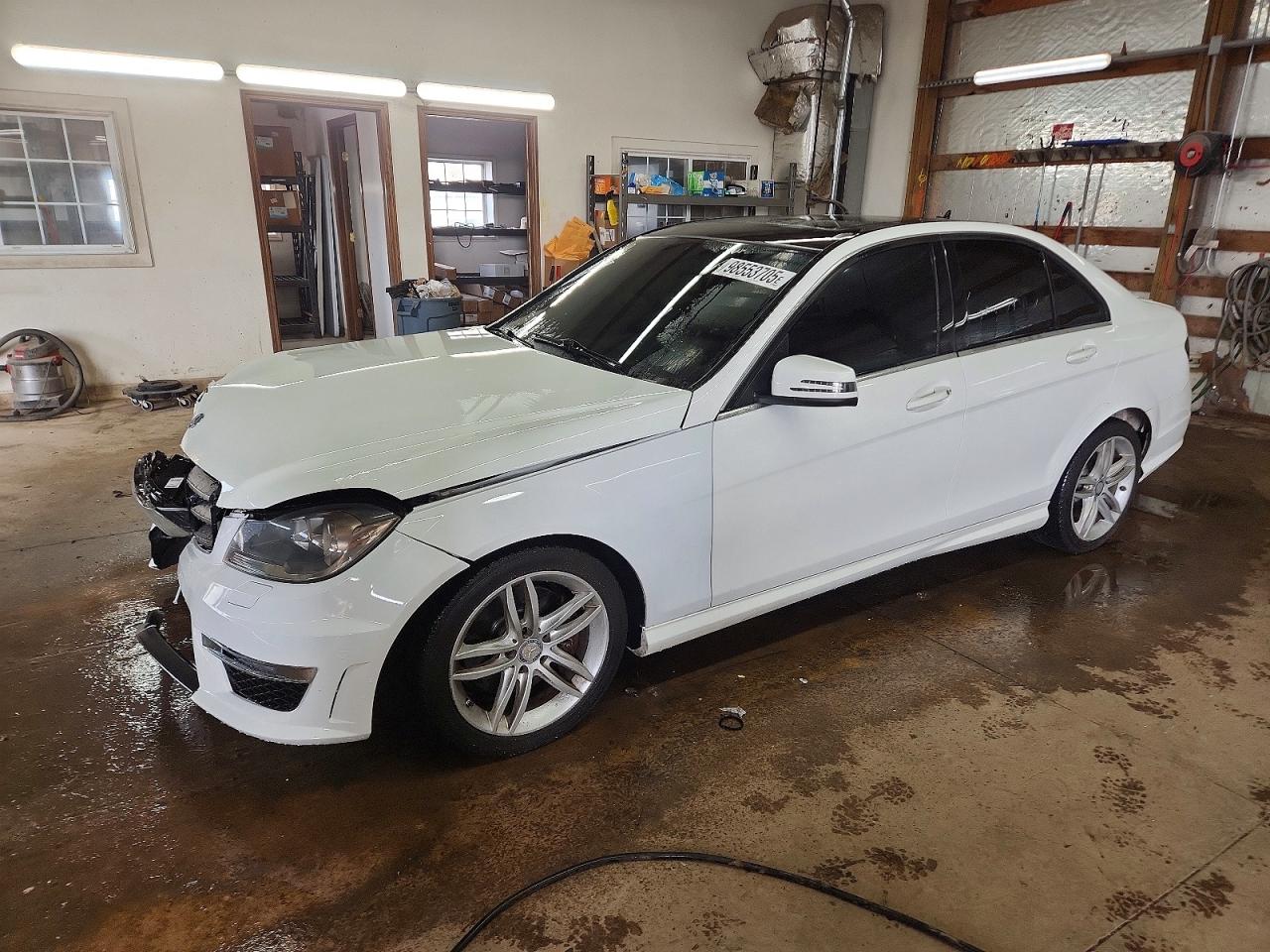 2013 MERCEDES-BENZ C