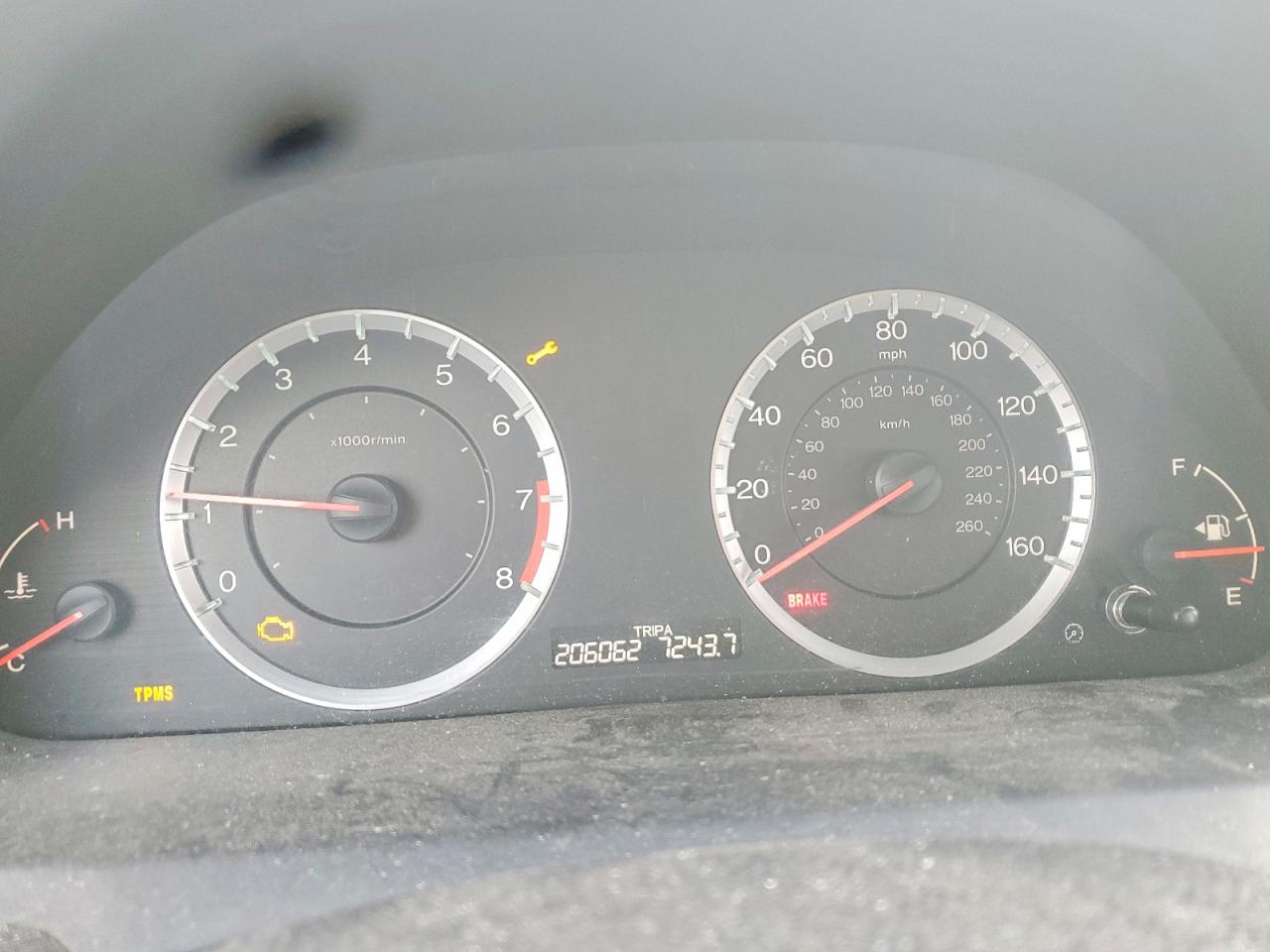 2011 HONDA ACCORD LX photo 9