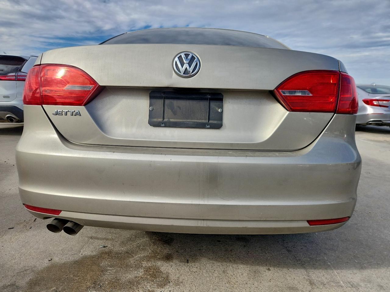 2013 VOLKSWAGEN JETTA BASE photo 6