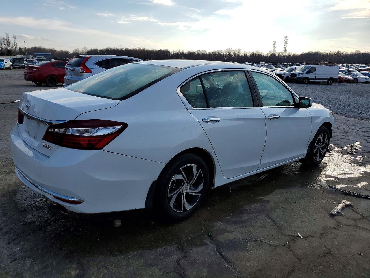 2016 HONDA ACCORD LX photo 3
