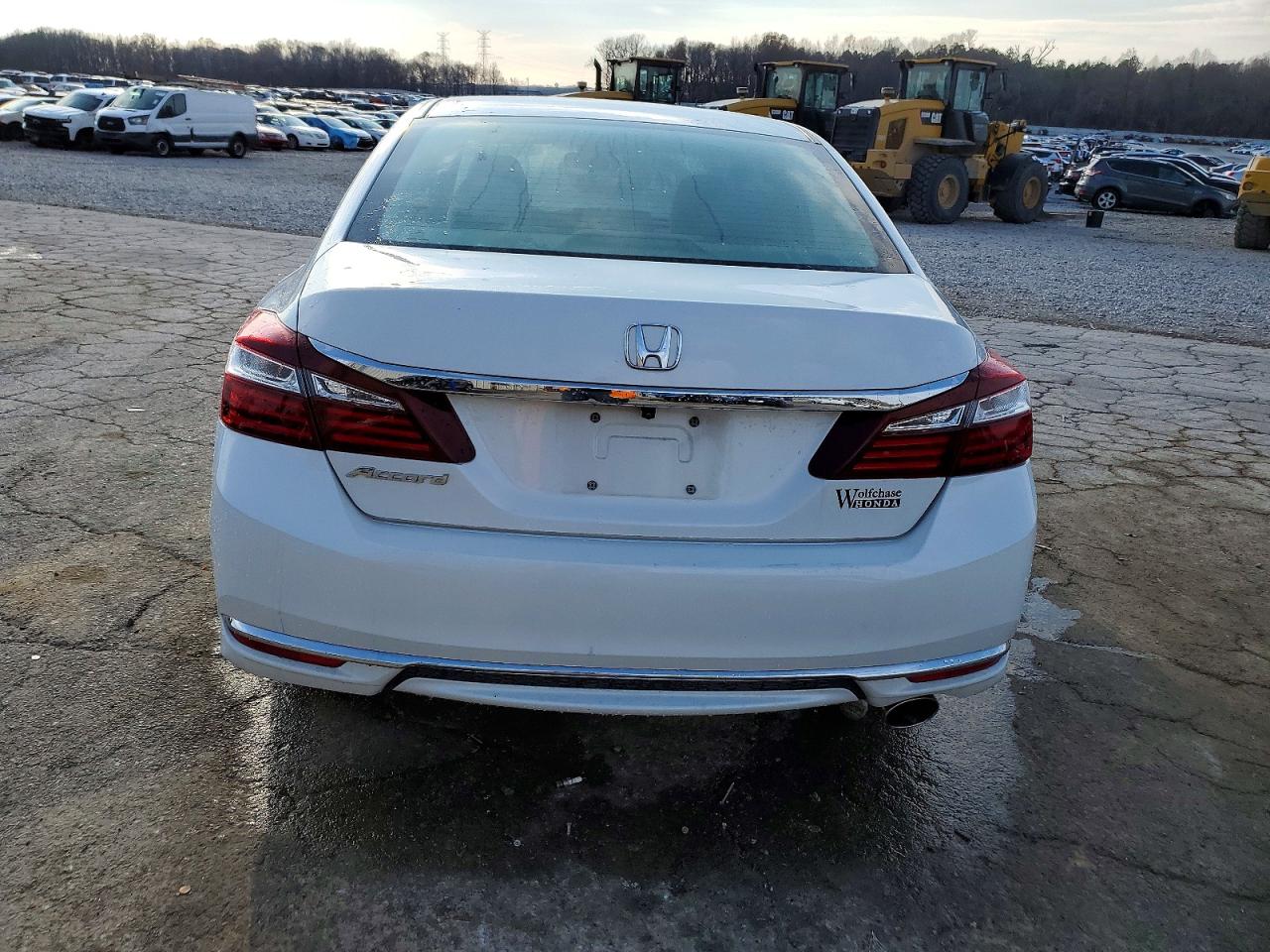 2016 HONDA ACCORD LX photo 6