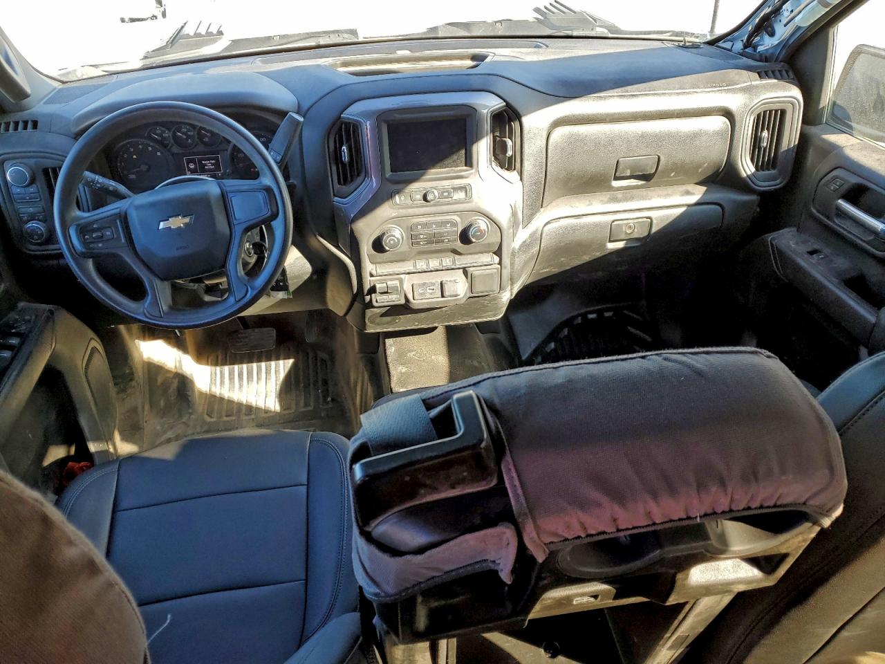 2023 CHEVROLET SILVERADO K2500 HEAVY DUTY photo 8