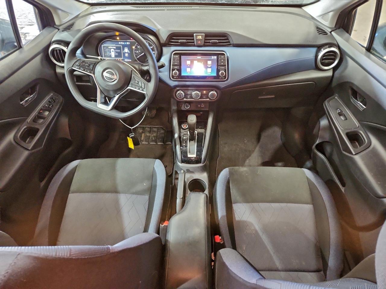 2025 NISSAN VERSA SV photo 15